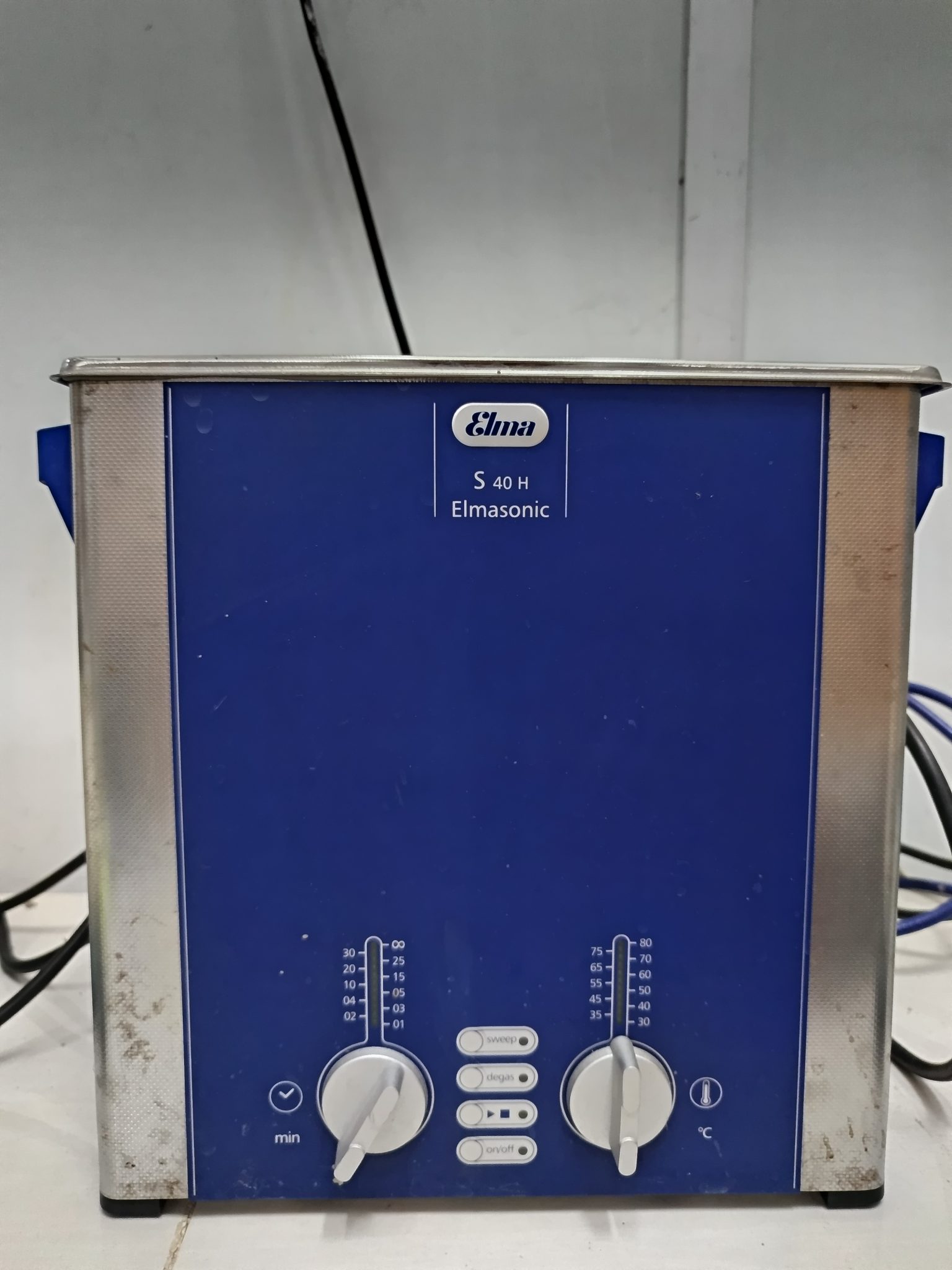 ULTRASONIC CLEANER